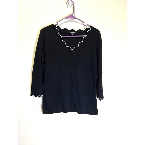 Roz & Ali Black Scalloped V-Neck Sweater Top M 3/4 Sleeve White Trim Knit Pullov - Picture 1 of 7